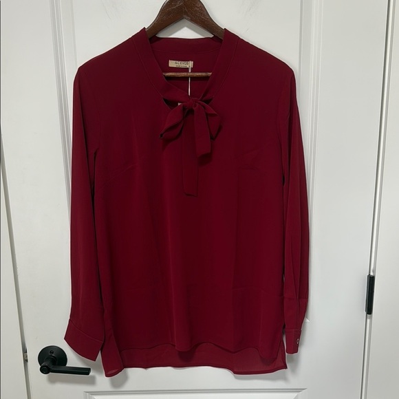 NWT ACEVOG Women’s Long Sleeve Burgundy Blouse with Bow size Medium - Picture 1 of 6